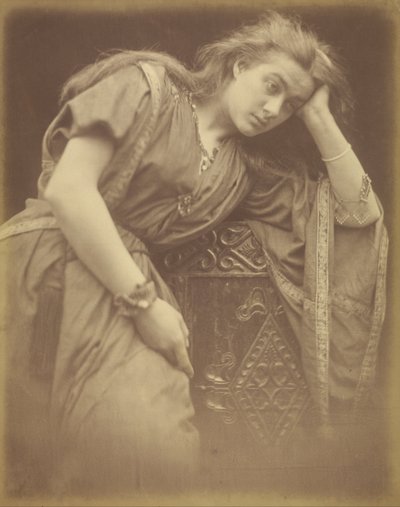 Mariana/"Ela disse que eu estou muito assustada, muito assustada, quem me dera estar morta" de Julia Margaret Cameron