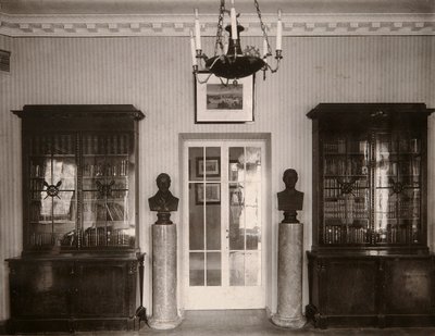 O Museu do Imperial Pushkin Lyceum em São Petersburgo, Rússia, década de 1910. de Karl Kubesch