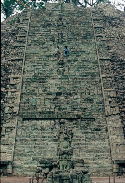 Copan, Escadaria Hieroglífica, Templo 26, Maya, Honduras, La Ruta Maya de Kenneth Garrett