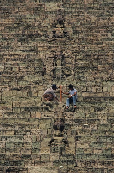 Escadaria hieroglífica; Templo 26, maias, Copan, Honduras, período clássico de Kenneth Garrett