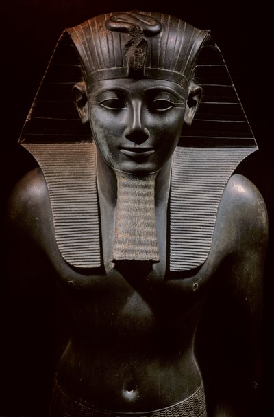 Tutmosis III, Tutmés III, Tutmés III, estátua, Museu de Luxor, Egipto, Novo Reino de Kenneth Garrett