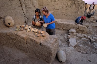 Urkesh, Império Hurriano, Síria, 2400 a.C., Giorgio Buccellati, Marilyn Kelly-Buccellati..., 2004 (foto) de Kenneth Garrett