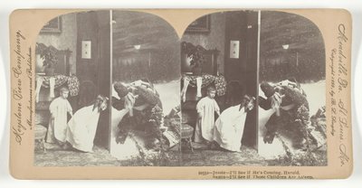 Jessie - Vou ver se ele está vindo, Harold. Pai Natal - Eu vou ver se aquelas crianças estão a dormir, 1899. de Keystone View Company