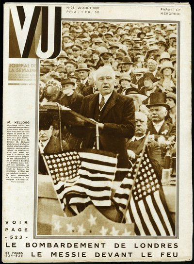Retrato de Frank Billings Kellogg (1856-1937), político americano, senador do Minnesota e secretário de Estado de 1925 a 1929, e Prêmio Nobel da Paz em 1929, durante discurso em um congresso americano. Keystone fotografia, para a capa da VU semanal de Keystone View Company
