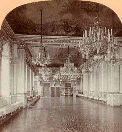 O salão de dança, palácio real, Estocolmo, Suécia, 1901. de Keystone View Company