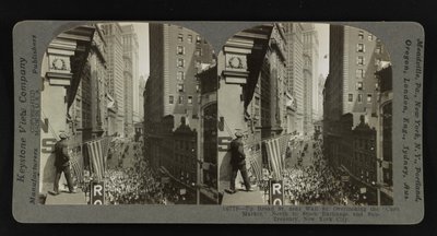Subindo a Broad St. perto de Wall St., com vista para o "Curb Market", a norte da Bolsa de Valores e do Sub-Tesouro, Nova Iorque de Keystone View Company