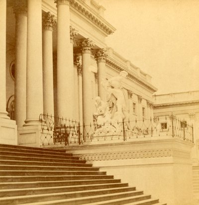 "Frente do Senado, Washington D.C.", C1900.   de Kilburn Brothers