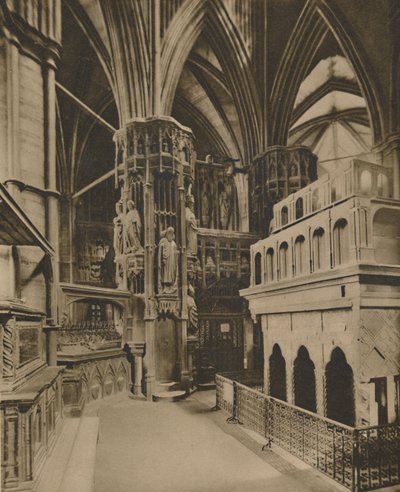 "O Santuário de Eduardo, o Confessor Atrás do Altar Superior", c1935. de King