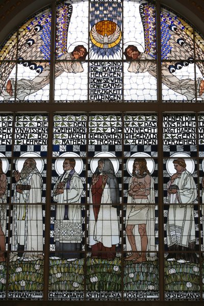 vitral da igreja Am Steinhof (igreja Leopld), Viena, Áustria (foto) de Koloman Moser