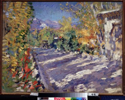 O caminho para Gurzuf (Crimea, Rússia). (Estrada para Gurzuf). Estrada sombreada no meio do Verão que conduz à montanha perto da costa marítima. Pintura de Konstantin Alexeyevich Korovin (Constantin Korovine) (1861-1939), óleo sobre tela de Konstantin Alekseevich Korovin