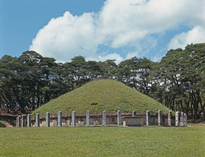 Túmulo do Rei Wonssung de Korean School
