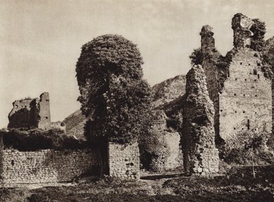 Itália: Ruínas de Ninfa (foto a p/b) de Kurt Hielscher
