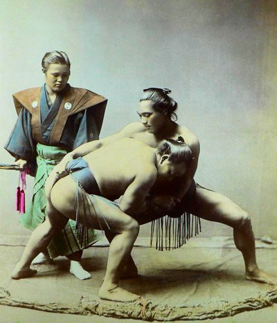 Sumo wrestlers, c.1880 (foto) de Kusakabe (attr. to) Kimbei