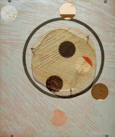 Experiência com modulador espacial, alumínio 5 de Laszlo Moholy Nagy
