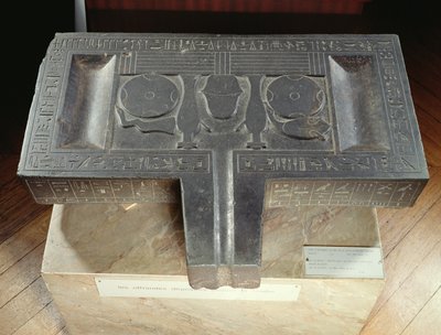Mesa votiva de Hor-ir-aa, Saite (basalto) de Late Period Egyptian