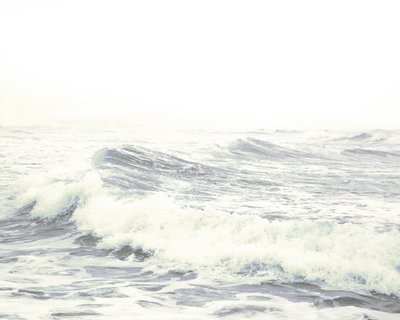 Ondas de tempestade, c.2018 (fotografia) de Leah Straatsma