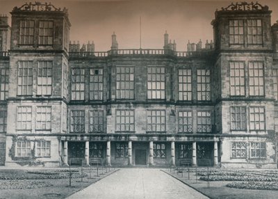 Hardwick Hall, Um Assento de Sua Graça O Duque de Devonshire, c1907 de Leonard Willoughby