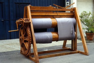 Fio de lã. Modelo do desenho de Leonardo da Vinci (Leonardo da Vinci). Museu de Ciência e Tecnologia, Milão. de Leonardo da (after) Vinci