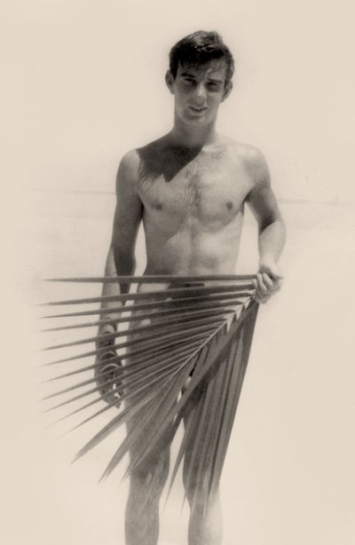 Soldado Americano em Los Black Beach, Ilhas do Almirantado, Nova Guiné. 1944 (foto) de 