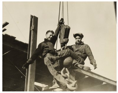 Trabalhadores da construção civil empire state building, c.1930 de Lewis Wickes Hine