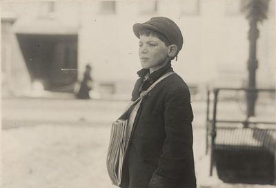 Tony Casale, «Bologna», 11 anos, vende jornais há 4 anos, Hartford, Connecticut, março de 1909 de Lewis Wickes Hine