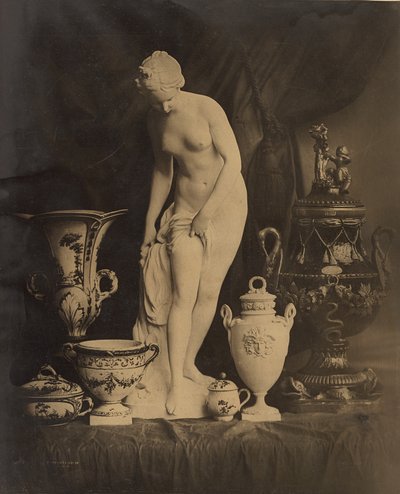 Natureza-morta com estatueta e vasos de Louis-Rémy Robert
