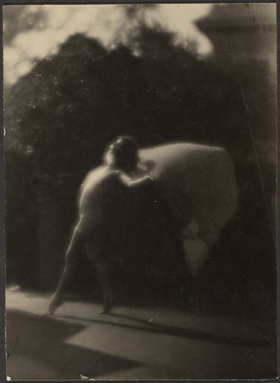 [Dançarino no Jardim]. de Louis Fleckenstein
