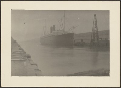 [Navio atracado] de Louis Fleckenstein