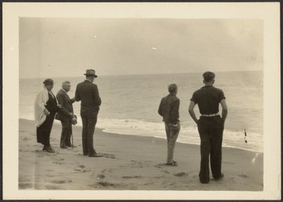 [Família Fleckenstein na praia] de Louis Fleckenstein