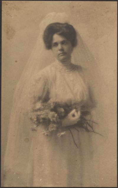 [Retrato de uma noiva com bouquet]. de Louis Fleckenstein