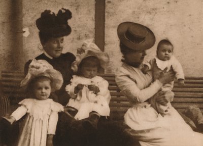 Mulheres e crianças, 1937 de Louis Guichard