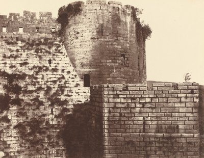 Kalaat-El Hosn, deuxième enceinte, extérieur, midi de Louis de Clercq