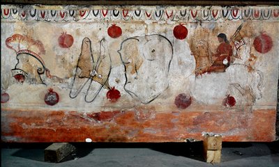 Um cavaleiro e os diferentes elementos da sua armadura afresco Lucaniano do século IV a.C., da necrópole de Paestum, Itália. Museo nazionale archeologico, Paestum de Lucanian School