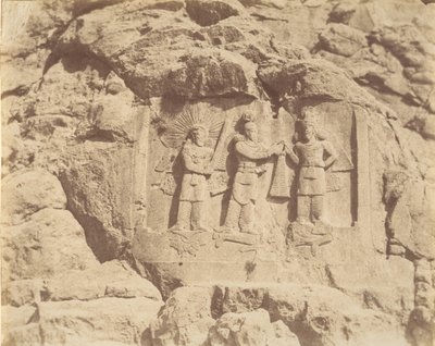 7 [Tag-e Bustan, Cerimônia de Coroação de Shapour II, Kermanshah], 1840s-60s. de Luigi Pesce