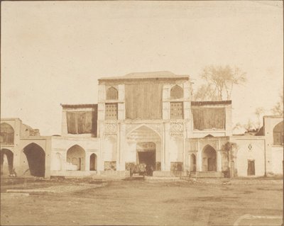 Entrada externa do Palácio do Rei, Teerã, 1858. de Luigi Pesce