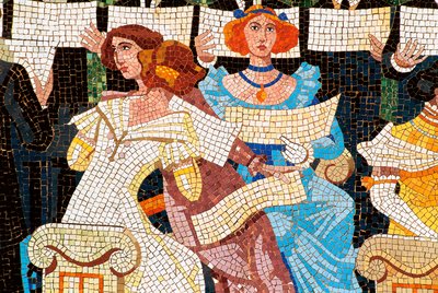 Art Nouveau architecture: Palácio da Música Catalã, Barcelona. Mosaico decorando a fachada: mulher cantando no coro catalão (Orfeo Catala), detalhe da esquerda. por Luis Domenech i Montaner (1850-1923) e Lluis Bru I Salelles (1868-1952) ,1905-19 de Luis & Bru i Salelles Luis (1868 1952) Domenech i Montaner