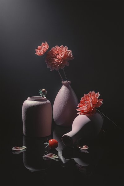 Natureza-morta floral rosa e tranquila de Lydia Jacobs