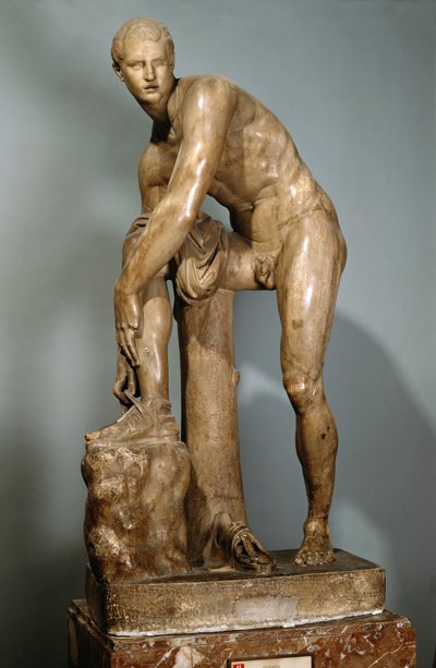 Hermes amarrando sua sandália, cópia romana de um original grego atribuído a Lysippos de Lysippos (after)
