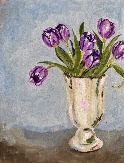Tulipas roxas num vaso de Madison Phipps