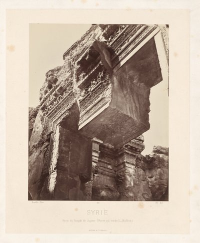 Gezicht op de collonade in het midden van de tempel van Luxor, Egito (Egito/Templo de Louksor, Vista geral das colunatas médias (Tebas) Arquitetura Antiga: Egito, Grécia, Ásia Menor: Álbum de Fotos (título da série) de Maison Bonfils