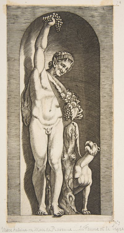 Um fauno em pé em um nicho segurando no alto um cacho de uvas com a mão direita e ..., ca. 1515-27. de Marco Dente