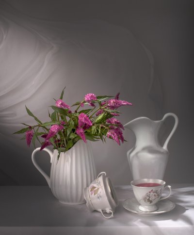Flores para uma hora do chá elegante de Margareth Perfoncio