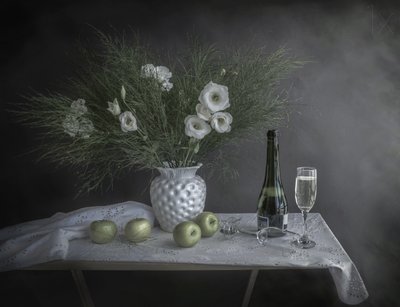 Flores e champanhe de Margareth Perfoncio