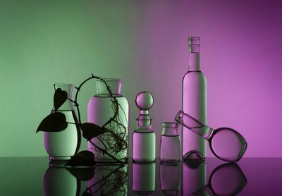 Botânica do Vidro Verde e Roxo de Margareth Perfoncio