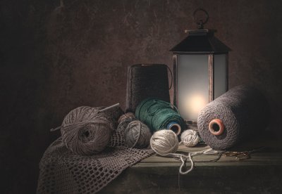 Natureza morta com fios rústicos de Margareth Perfoncio
