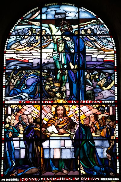 Museu Maurice Denis, Saint Germain en Laye, França, capela de Saint Louis (1919-1930) (vitral) de Maurice Denis