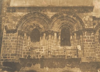 Fachada da Igreja do Santo Sepulcro, Jerusalém No. 2 parte superior, agosto de 1850. de Maxime Du Camp