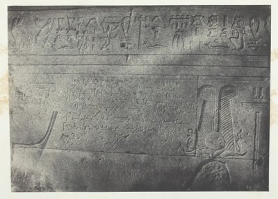 Grande Templo de Ísis em Philoe, inscrição demótica, Núbia, 184951, impresso em 1852. de Maxime Du Camp