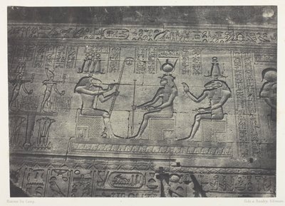 Grande Templo de Denderah (Teutyres), esculturas da fachada posterior; Alto Egito, placa 19 do álbum "Egypte, Nubie, Palestine et Syrie" (1852) de Maxime Du Camp