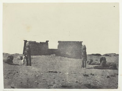 Hemi-Speos De Séboua, Drômos, Nubia, 184951, impresso em 1852. de Maxime Du Camp